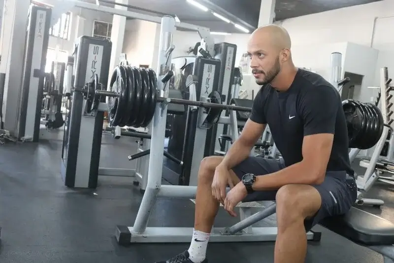 Tiago Simão - Supino Reto